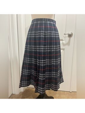 BURBERRYS JAPAN VINTAGE PLEATED BLUE SKIRT